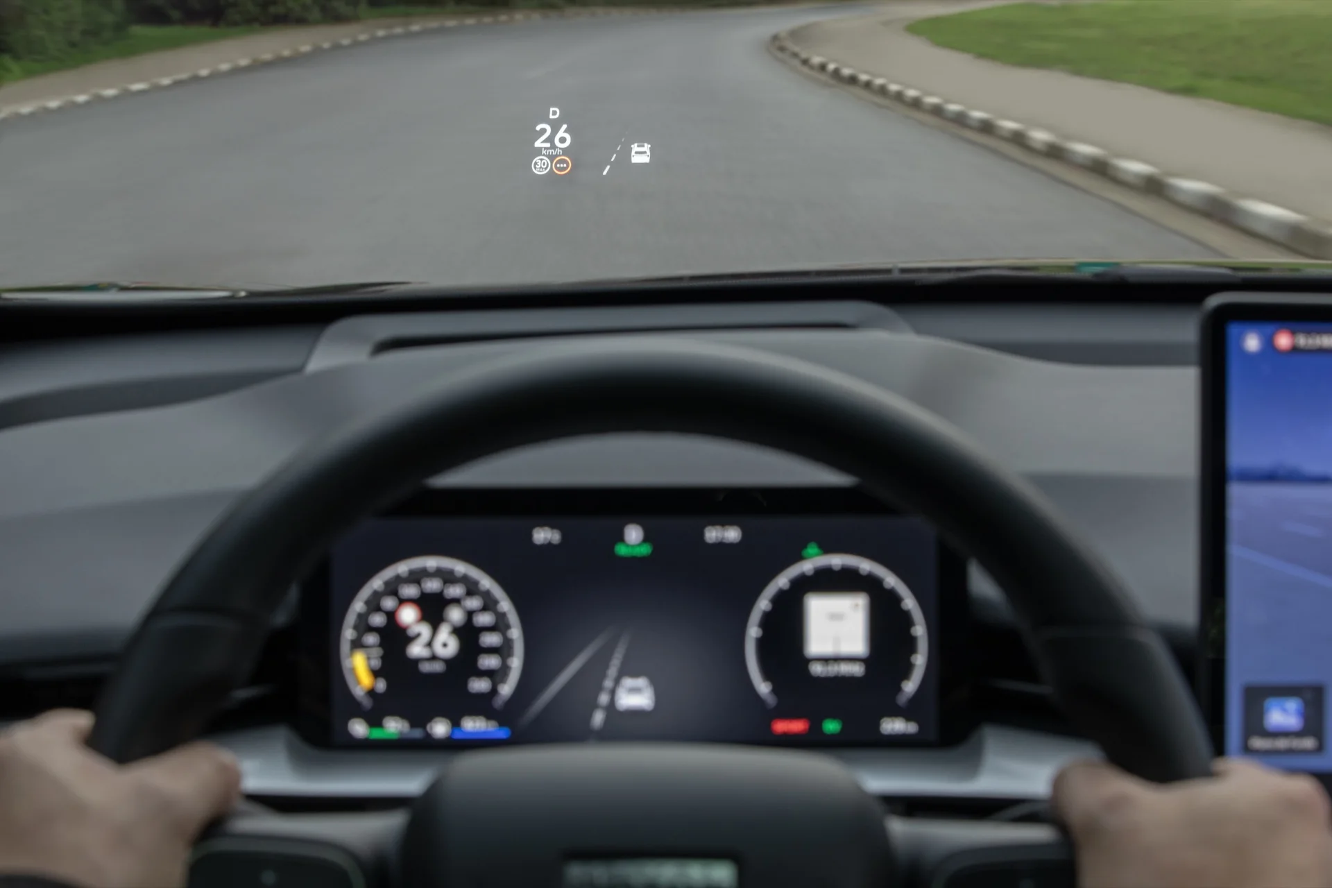 Head-up display projetado no para-brisa e quadro de instrumentos do GWM Haval H6 GT