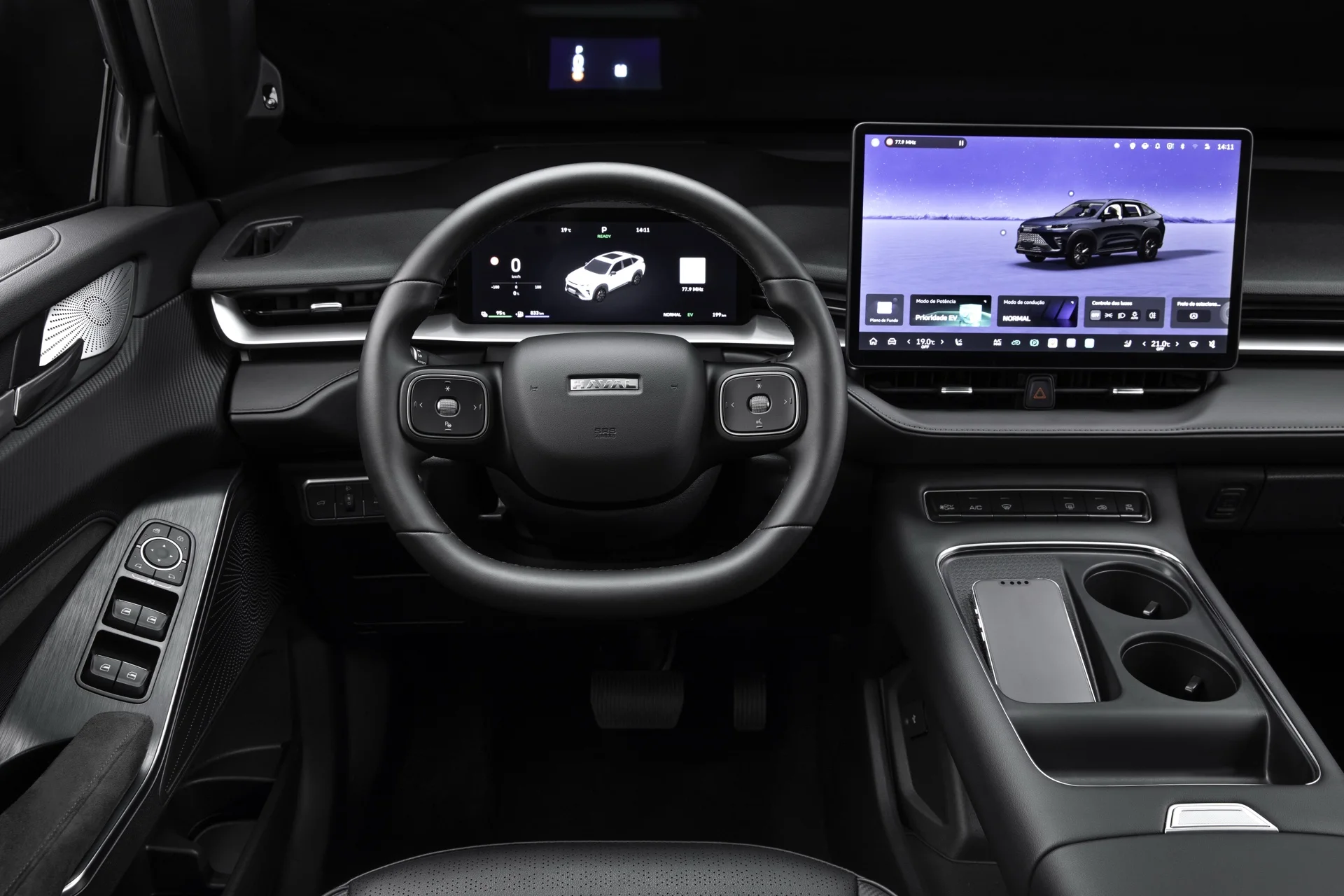 Painel do GWM Haval H6 GT com volante, quadro de instrumentos digital e central multimídia
