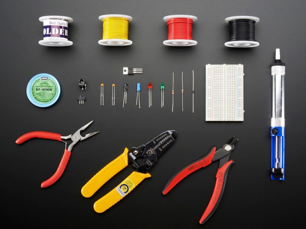 The Digital Nomad's Toolkit: Essential Tech for a Life on the Move