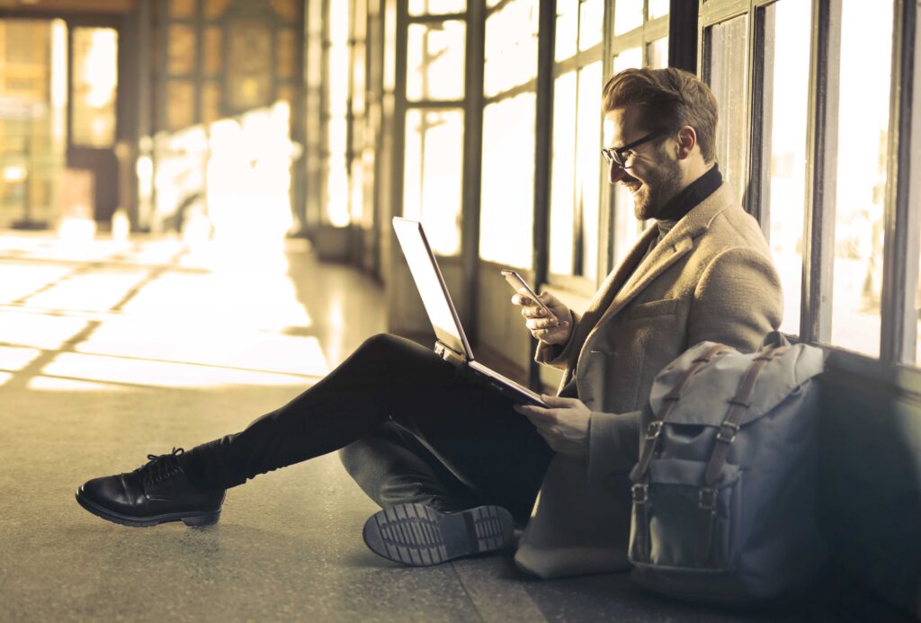 The Digital Nomad's Toolkit: Essential Tech for a Life on the Move
