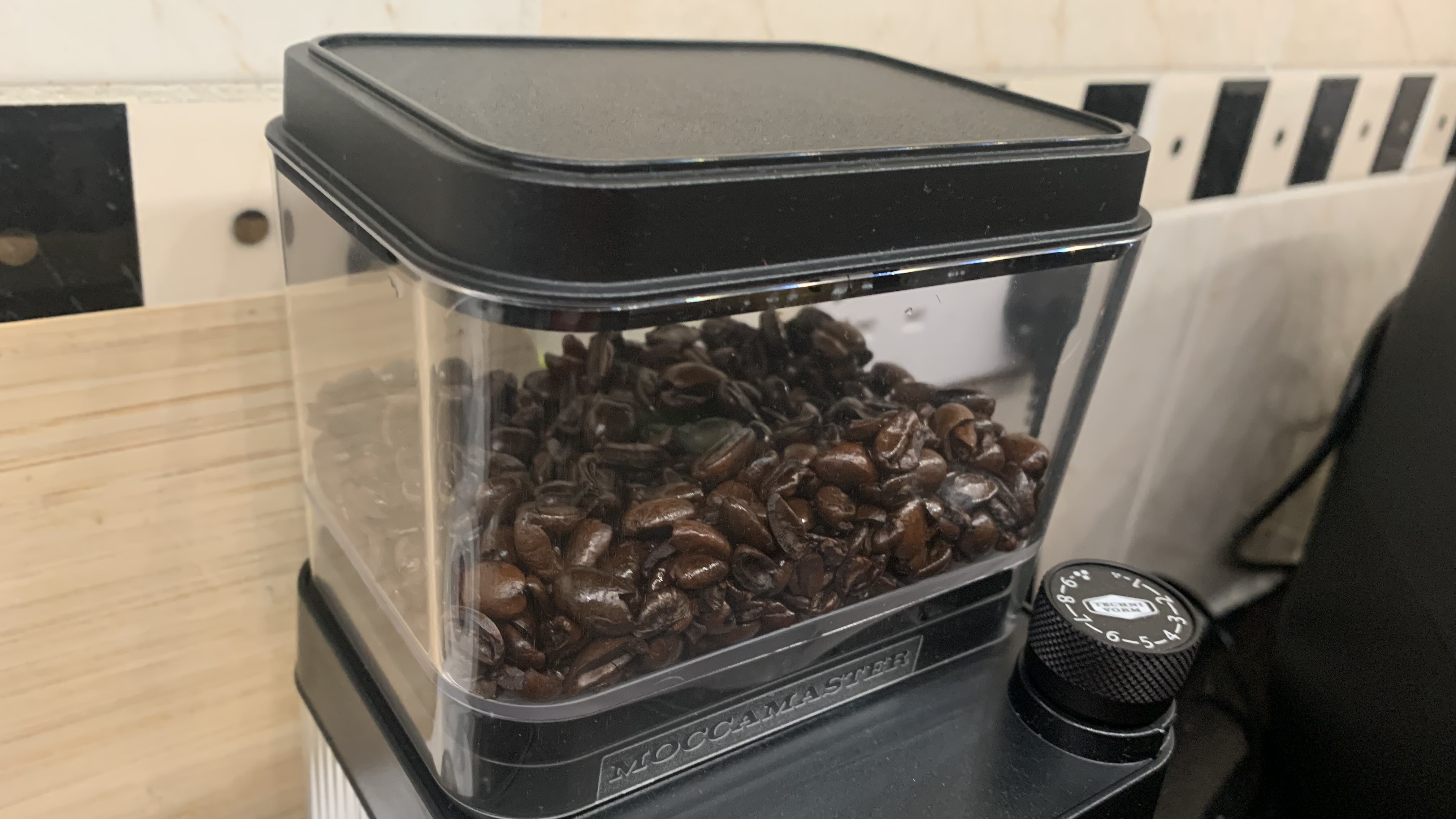 Moccamaster KM5 grinder